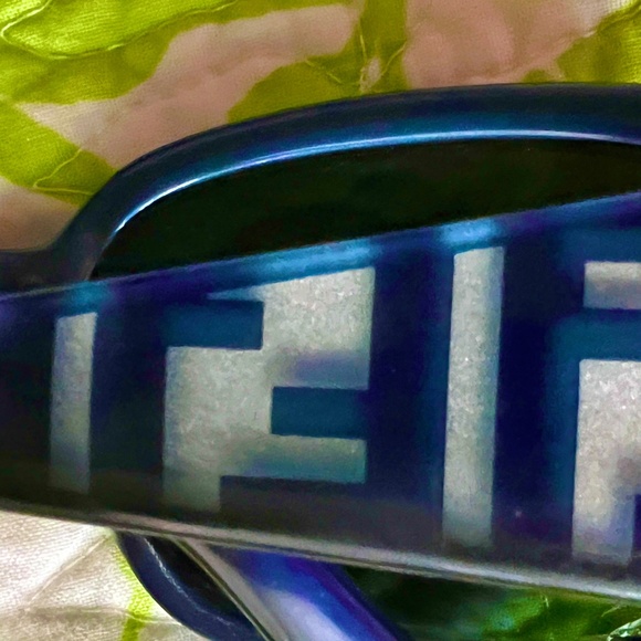 Fendi FS5197 Sunglasses Color Blue - Picture 6 of 10